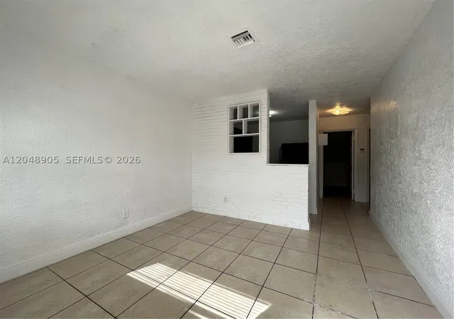 Photo 4 of House for sale at 3028 Nw 2Nd St, Pompano Beach, FL 33069 | MLS# A12048905 | Listing updated on 2026-08-26