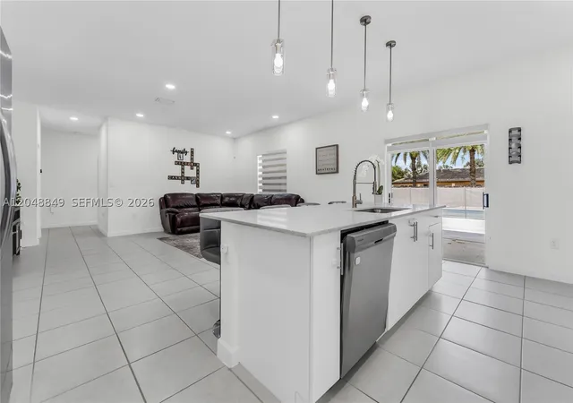 Photo 3 of Single family home for sale at 21100 Sw 127th Pl, Miami, FL 33177 | MLS# A12048849 | Listing updated on 2026-09-06