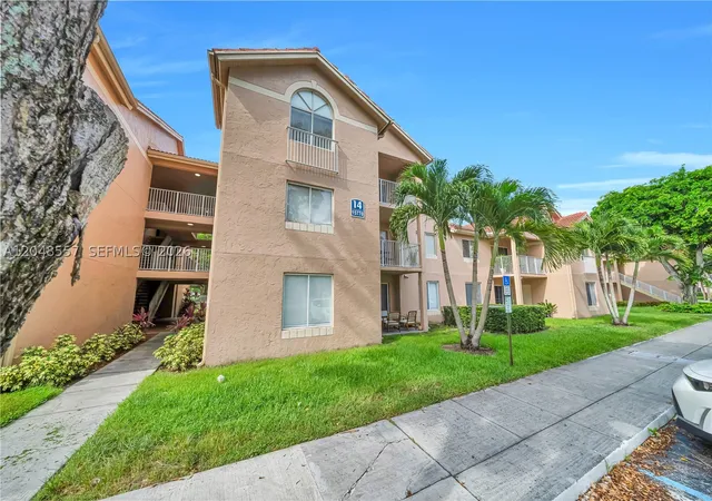 Photo 2 of Condo for sale at 15770 Sw 106th Ter #106, Miami, FL 33196 | MLS# A12048557 | Listing updated on 2026-10-06