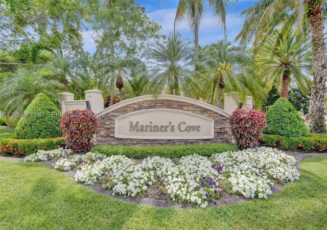 Photo 1 of Single family home for sale at 303 Nw 119th Dr, Coral Springs, FL 33071 | MLS# A12049278 | Listing updated on 2026-08-31