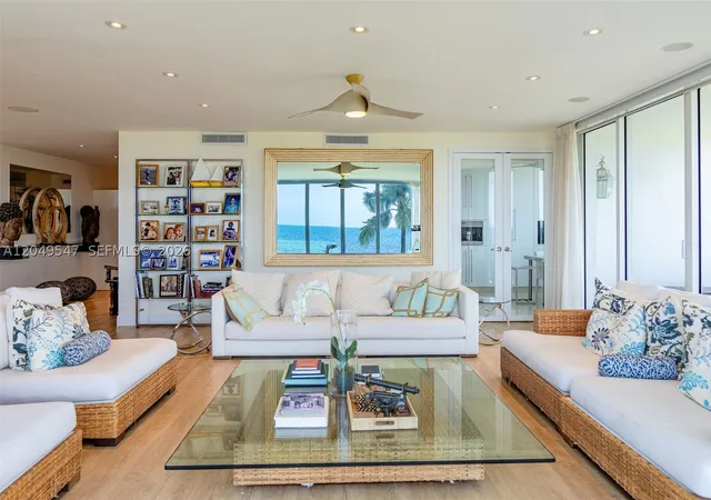 Listing Photo 5 - Condo for sale in building located at 200 Ocean Ln Dr, Key Biscayne, FL 33149 - Unit #501