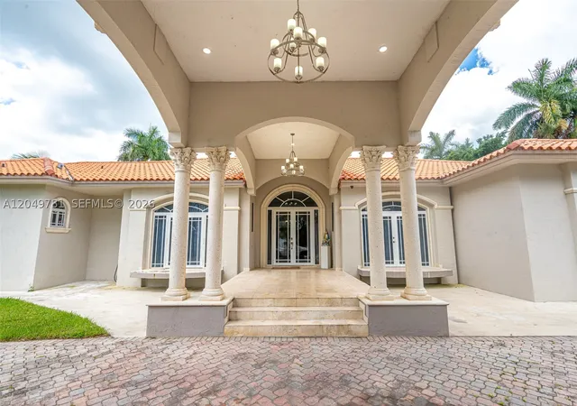 Photo 3 of Single family home for sale at 18390 Sw 200th St, Miami, FL 33187 | MLS# A12049781 | Listing updated on 2026-09-10
