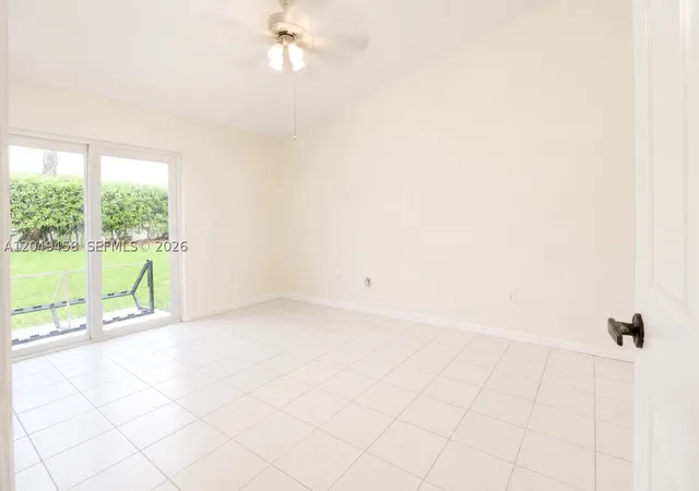 Photo 4 of Single family home for sale at 687 Se 22Nd Dr, Homestead, FL 33033 | MLS# A12049458 | Listing updated on 2026-09-25
