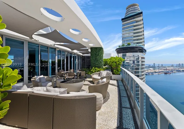 Photo 2 of Condo for sale at 200 Biscayne Boulevard Way #PH-5404, Miami, FL 33131 | MLS# A12049939 | Listing updated on 2026-08-30