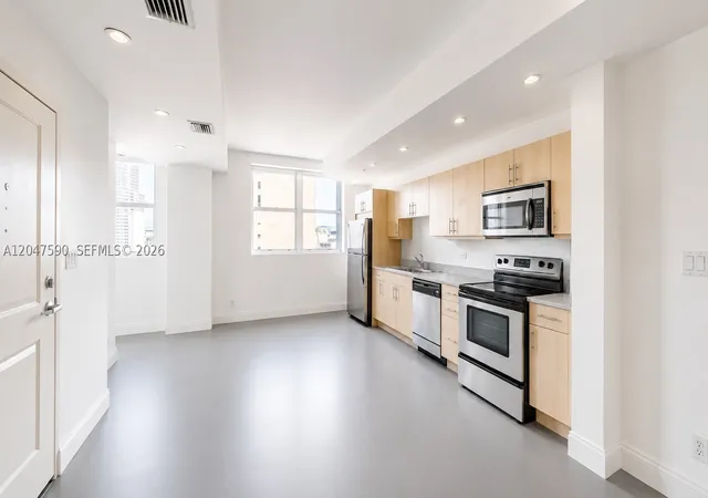 Photo 2 of Condo for sale at 111 E Flagler St #810, Miami, FL 33131 | MLS# A12047590 | Listing updated on 2026-09-10