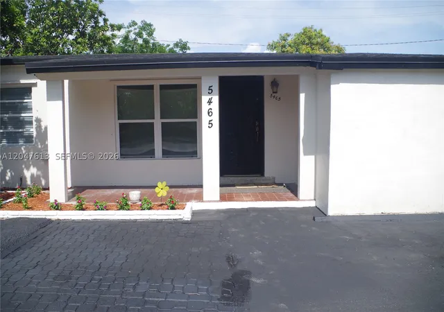 Photo 2 of Single family home for sale at 5465 N Andrews Ave, Fort Lauderdale, FL 33309 | MLS# A12047613 | Listing updated on 2026-09-18