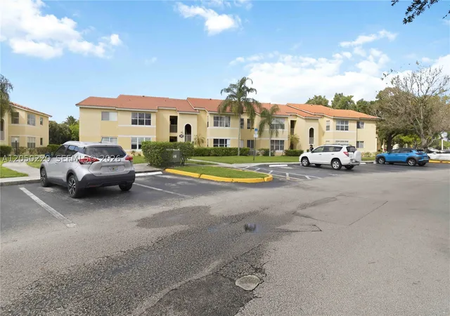 Photo 3 of Condo for sale at 12760 Vista Isles #724, Plantation, FL 33325 | MLS# A12050220 | Listing updated on 2026-09-22