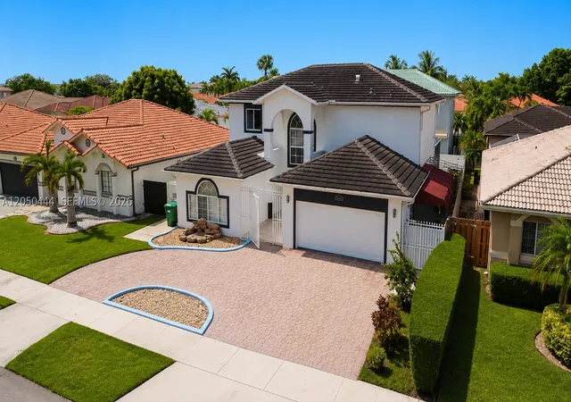 Photo 3 of Single family home for sale at 16075 Sw 149th Ter, Miami, FL 33196 | MLS# A12050444 | Listing updated on 2026-09-08