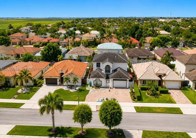16075 SW 149th Ter