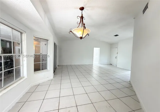 Photo 3 of Sale Pending at 9850 W Heather Ln, Miramar, FL 33025 | MLS# A12050533 | Listing updated on 2026-09-14