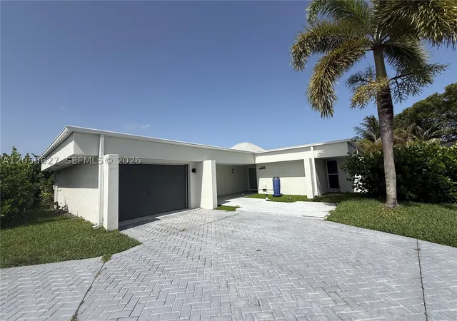 Photo 1 of Single family home for sale at 4708 Bayberry Ln, Tamarac, FL 33319 | MLS# A12050627 | Listing updated on 2026-08-26