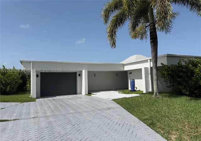 Photo 3 of Single family home for sale at 4708 Bayberry Ln, Tamarac, FL 33319 | MLS# A12050627 | Listing updated on 2026-08-26