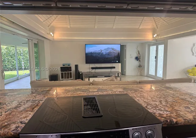 Photo 4 of Single family home for sale at 4708 Bayberry Ln, Tamarac, FL 33319 | MLS# A12050627 | Listing updated on 2026-08-26