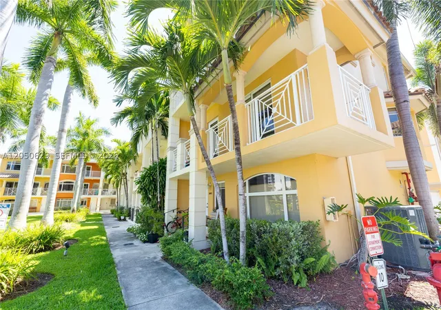 Photo 3 of Townhouse for sale at 18451 Ne 27th Pl, North Miami Beach, FL 33160 | MLS# A12050629 | Listing updated on 2026-09-09
