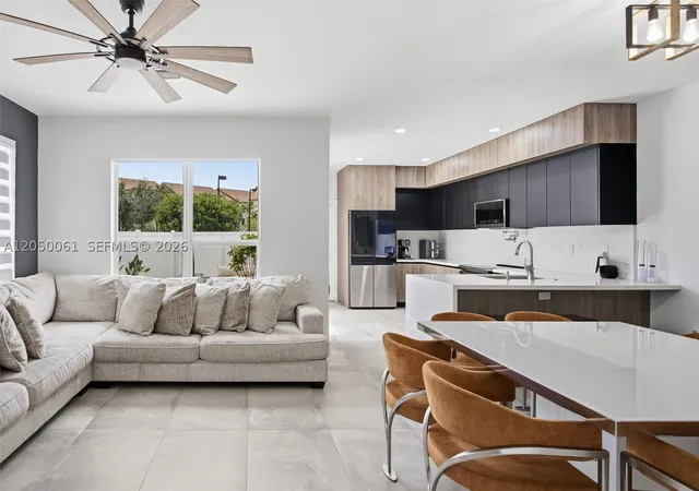 Listing Photo 4 - Condo for sale at Kendall Commons, Unit 16930 Sw 90Th St, Kendall Commons, Miami, FL 33196 | Built Year: 2012-2017