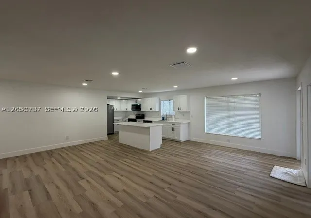 Photo 2 of Single family home for sale at 11952 Sw 176Th Ter, Miami, FL 33177 | MLS# A12050737 | Listing updated on 2026-09-28