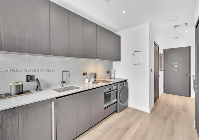 Photo 3 of Condo for sale at 20 Ne 11th St #4607A, Miami, FL 33132 | MLS# A12049618 | Listing updated on 2026-09-10