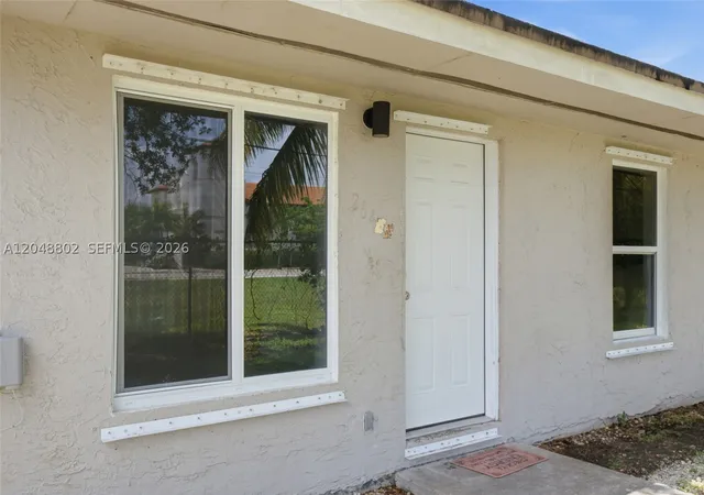 Photo 4 of House for sale at 26410 Sw 138Th Ct, Homestead, FL 33032 | MLS# A12048802 | Listing updated on 2026-09-12