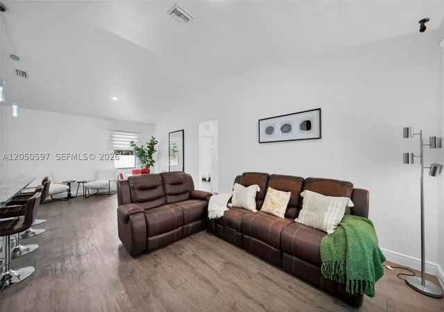 Photo 3 of Single family home for sale at 1109 N Hilton Cir, La Belle, FL 33935 | MLS# A12050597 | Listing updated on 2026-09-23