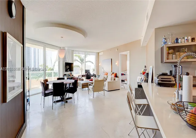 Listing Photo 5 - Condo for sale in building located at 200 Sunny Isles Blvd, Sunny Isles Beach, FL 33160 - Unit #2-801