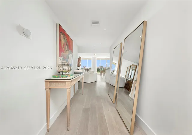 Listing Photo 1 - Condo for sale in Bristol Tower located at 2127 Brickell Ave, Miami, FL 33129 - Unit #1006
