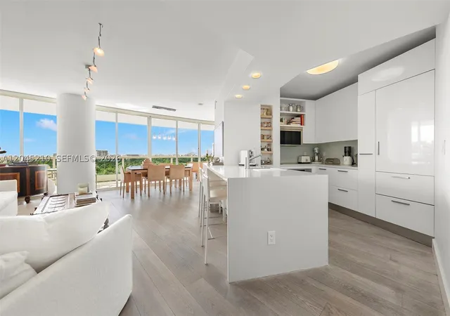 Photo 3 of Condo for sale at 2127 Brickell Ave #1006, Miami, FL 33129 | MLS# A12045210 | Listing updated on 2026-09-03