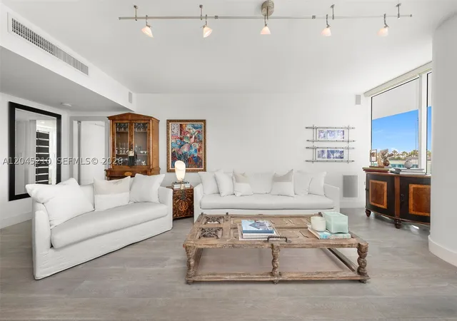 Photo 4 of Condo for sale at 2127 Brickell Ave #1006, Miami, FL 33129 | MLS# A12045210 | Listing updated on 2026-09-03