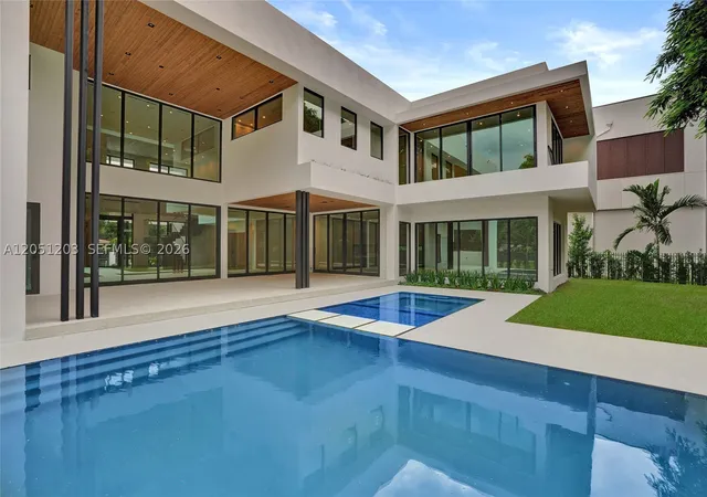 Photo 2 of Mansion for sale at 4640 Sunset Dr, Miami, FL 33143 | MLS# A12051203 | Listing updated on 2026-09-27