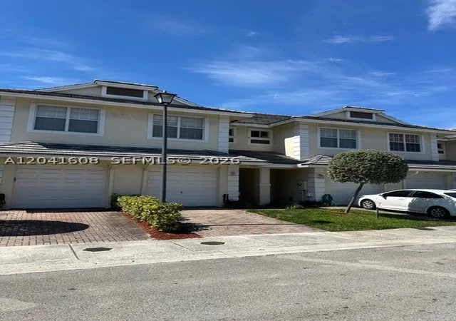 Photo 3 of Townhouse for sale at 3011 Nw 30Th Ave #3011, Oakland Park, FL 33311 | MLS# A12041608 | Listing updated on 2026-08-29