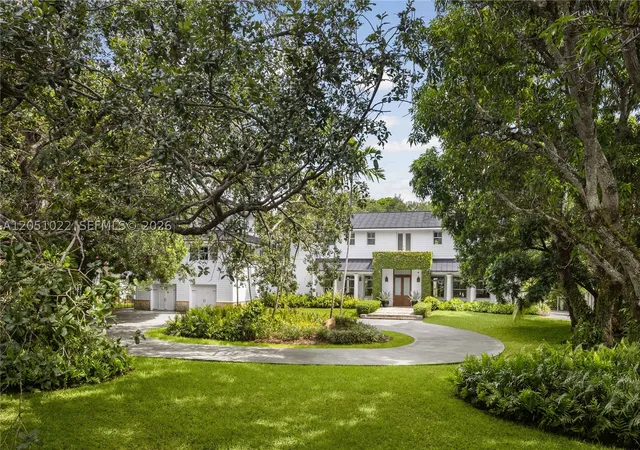 Photo 1 of Mansion for sale at 6845 Sw 98th St, Pinecrest, FL 33156 | MLS# A12051022 | Listing updated on 2026-09-09
