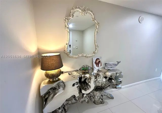 Photo 4 of Condo for sale at 485 Brickell Ave #4408, Miami, FL 33131 | MLS# A12051634 | Listing updated on 2026-09-10