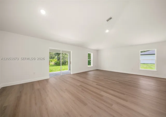 Photo 4 of Single family home for sale at 5526 Cortez Blvd, Sebring, FL 33872 | MLS# A12051073 | Listing updated on 2026-09-15