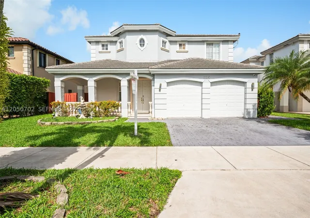 Photo 1 of Single family home for sale at 6504 Sw 166th Ct, Miami, FL 33193 | MLS# A12050702 | Listing updated on 2026-09-09
