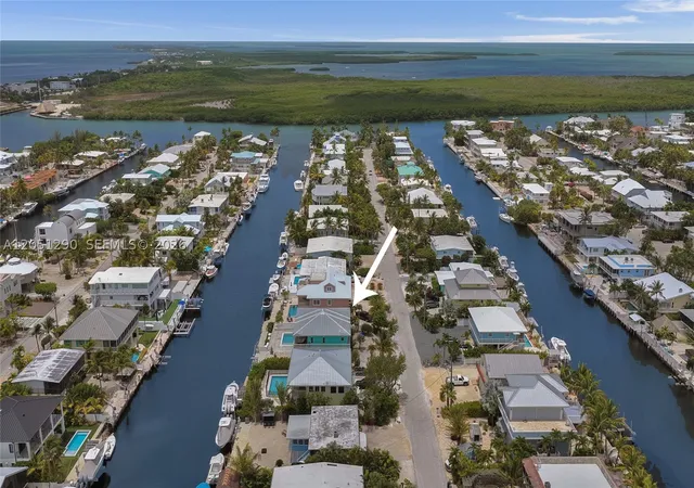 Photo 1 of Single family home for sale at 107 Valencia Dr, Islamorada, FL 33036 | MLS# A12051290 | Listing updated on 2026-08-29