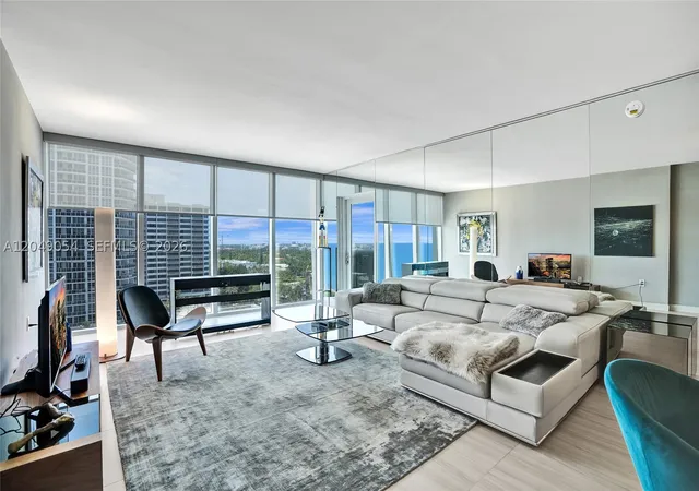 Listing Photo 2 - Condo for sale in building located at 10275 Collins Ave, Miami, FL 33154 - Unit #1116