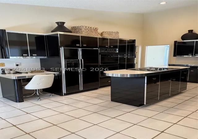 Photo 2 of Sale Pending at 7125 Montrico Dr, Boca Raton, FL 33433 | MLS# A12048953 | Listing updated on 2026-09-01