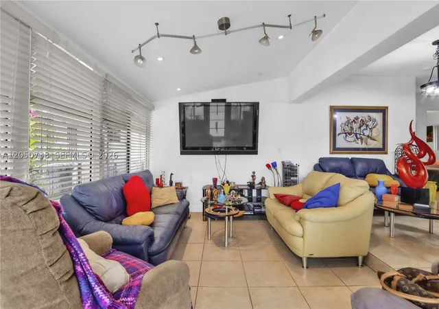 Photo 4 of Sale Pending at 1052 Nw 25Th Ave, Miami, FL 33125 | MLS# A12050738 | Listing updated on 2026-09-28