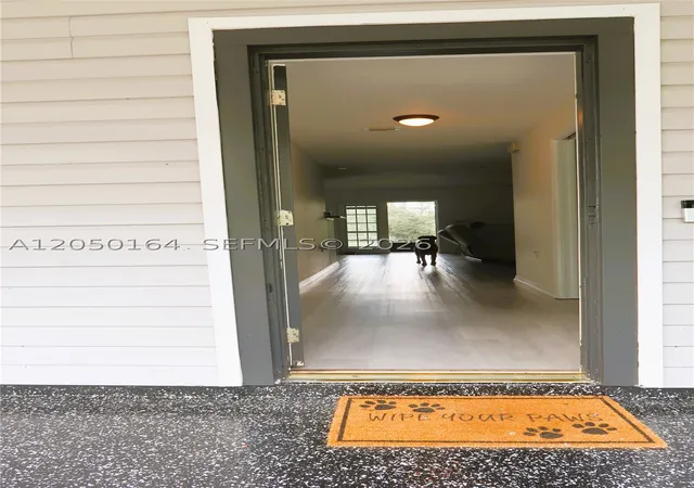 Photo 3 of Sale Pending at 2010 2010 Everlast Terrace, Sebring, FL 33875 | MLS# A12050164 | Listing updated on 2026-09-12