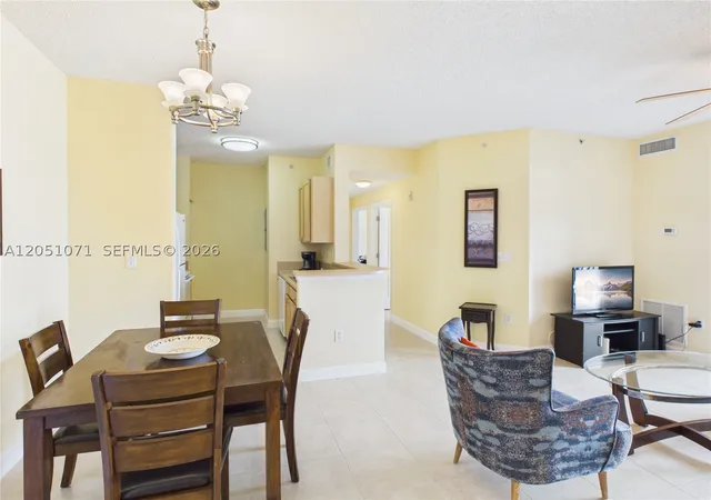 Listing Photo 4 - Condo for sale in building located at 6001 SW 70th St, South Miami, FL 33143 - Unit #502