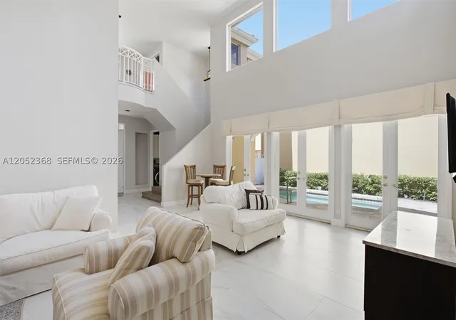 Photo 3 of Single family home for sale at 3722 Ne 208th Ter, Miami, FL 33180 | MLS# A12052368 | Listing updated on 2026-09-26