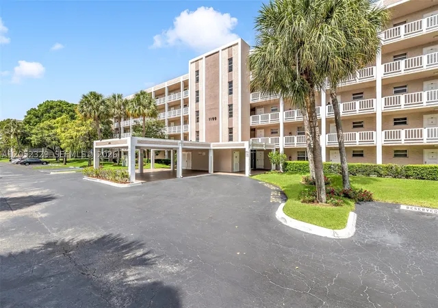 Photo 3 of Condo for sale at 1100 Nw 87th Ave #307, Coral Springs, FL 33071 | MLS# A12052329 | Listing updated on 2026-09-07