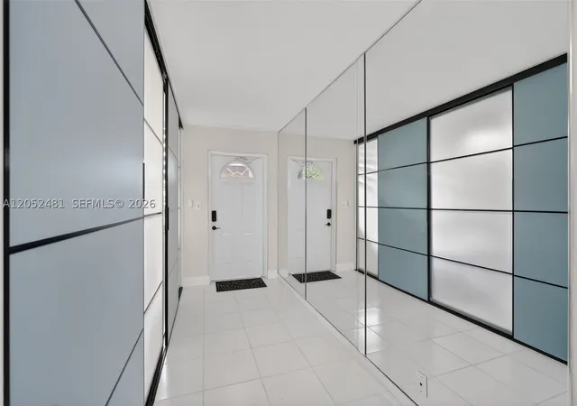 Listing Photo 3 - Condo for sale in building located at 8851 Sunrise Lakes Blvd, Sunrise, FL 33322 - Unit #116
