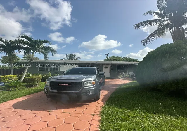 Photo 2 of Single family home for sale at 930 Nw 180th Ter, Miami, FL 33169 | MLS# A12051822 | Listing updated on 2026-08-26