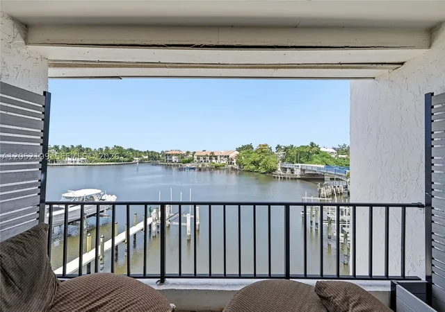 Photo 1 of Condo for sale at 801 Palm Trl #10, Delray Beach, FL 33483 | MLS# A12052199 | Listing updated on 2026-09-23