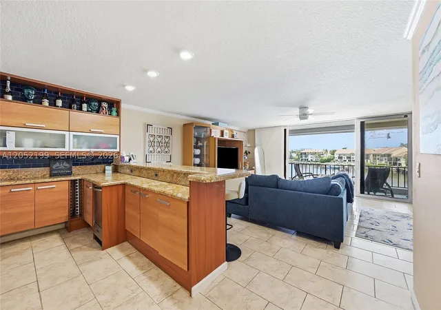 Condo for sale at 801 Palm Trl #10, Delray Beach, FL 33483 | MLS# A12052199