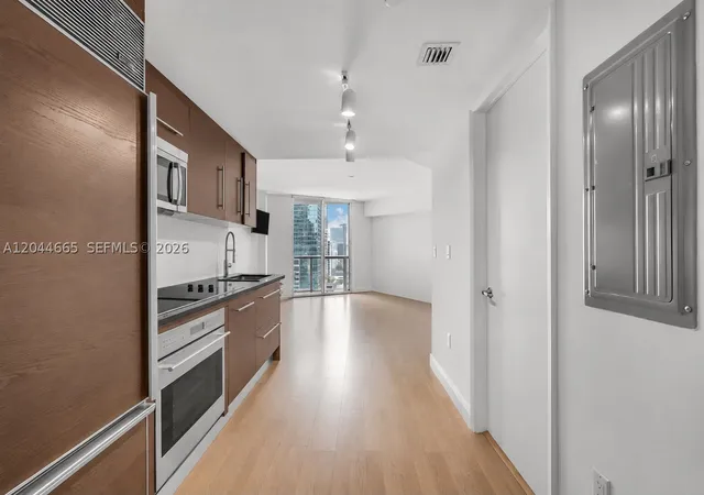 Photo 1 of Condo for sale at 475 Brickell Ave #2508, Miami, FL 33131 | MLS# A12044665 | Listing updated on 2026-09-10