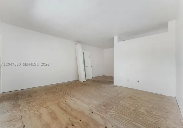 Photo 4 of House for sale at 900 Atlantic Shores Blvd #130, Hallandale Beach, FL 33009 | MLS# A12047860 | Listing updated on 2026-09-09
