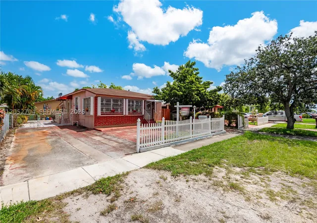 Photo 2 of Single family home for sale at 225 E 43rd St, Hialeah, FL 33013 | MLS# A12052704 | Listing updated on 2026-09-24