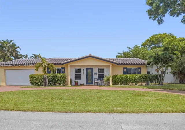 Photo 1 of Single family home for sale at 3650 Nw 17th Ter, Oakland Park, FL 33309 | MLS# A12052847 | Listing updated on 2026-08-30