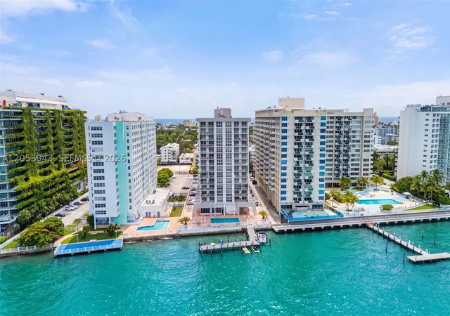 Photo 3 of Sale Pending at 1228 West Ave #1405, Miami Beach, FL 33139 | MLS# A12053043 | Listing updated on 2026-08-30